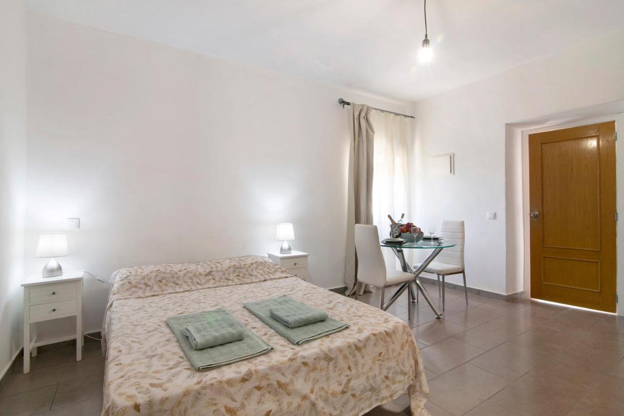Estudio Puerto Rico Apartment